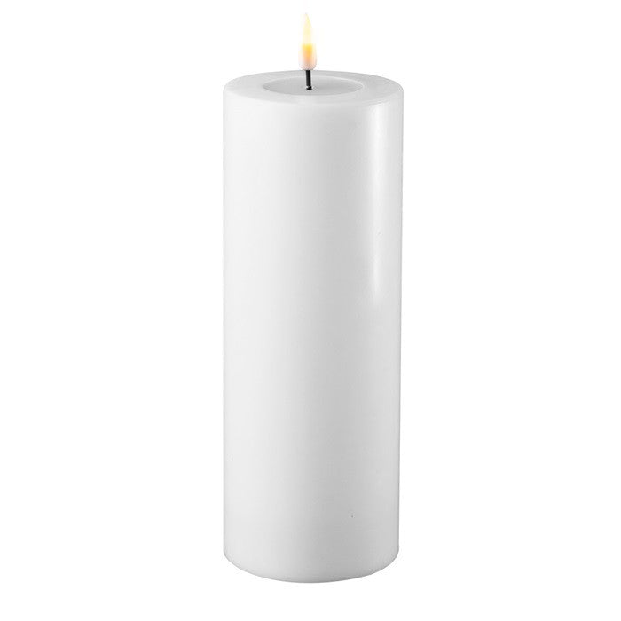 Deluxe Homeart - White LED candle D: 7,5 * H 20cm